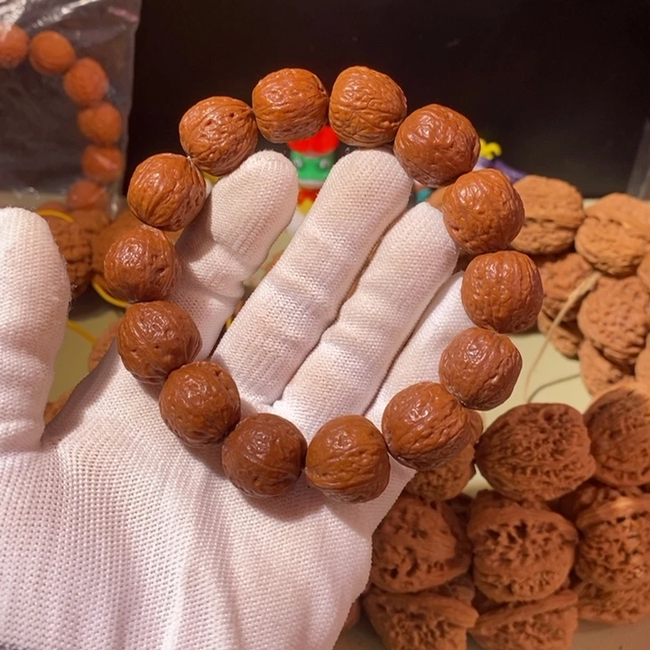 文玩核桃手串……46