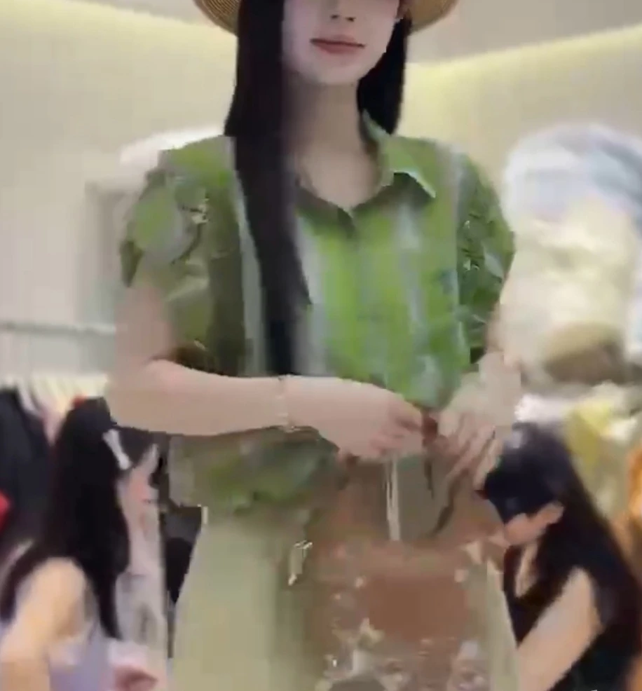 时尚女装短袖衬衣98C59