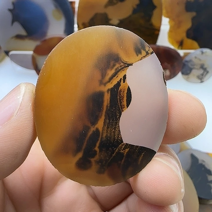 未镶嵌颈饰玛瑙/玉髓