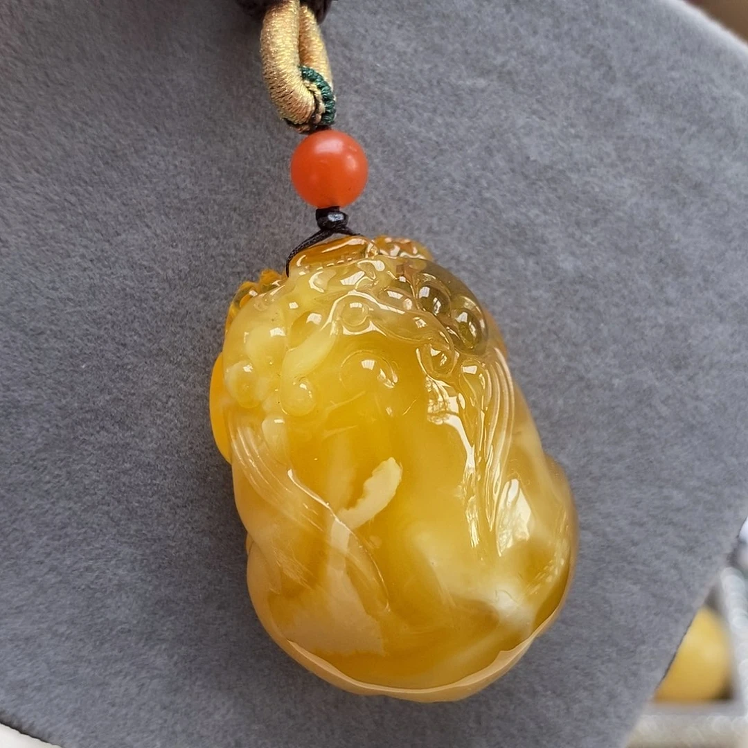 蜜蜡吊坠(赠链)未镶嵌