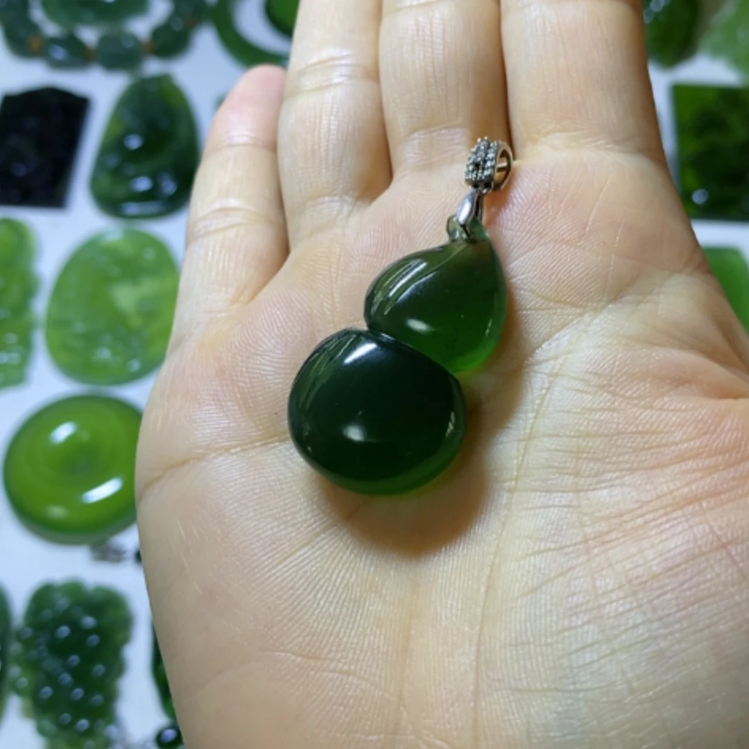 【闪购商品】未镶嵌蛇纹石玉颈饰