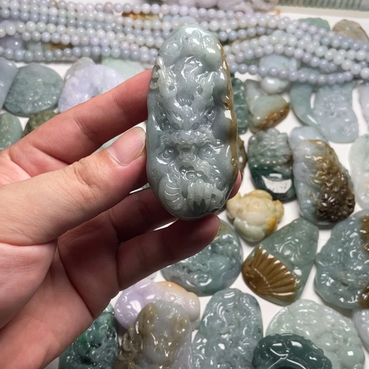 颈饰未镶嵌翡翠龙牌64