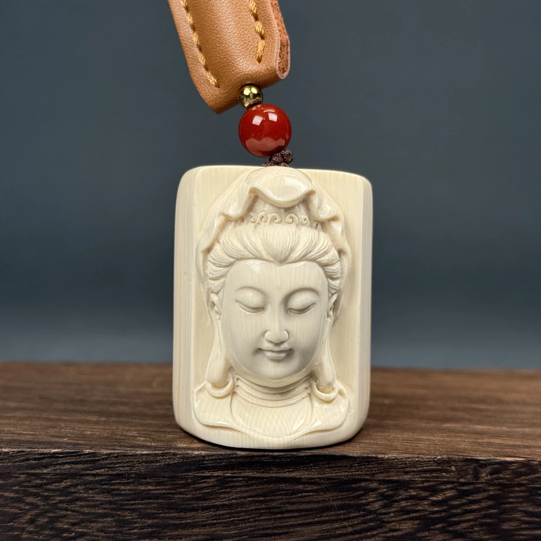 H83-18天然猛犸牙雕刻观音菩萨 30*40*21mm【京派大师-青松】