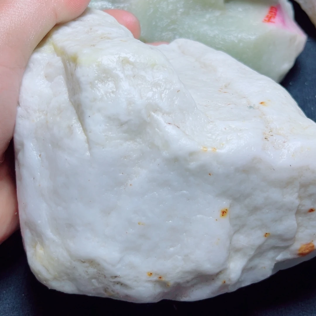 未镶嵌和田玉珠宝奇石