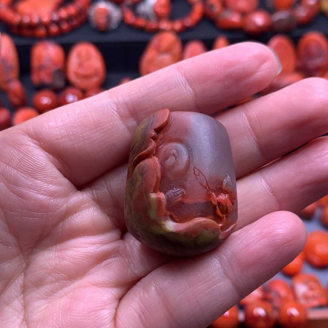 南红玛瑙吊坠未镶嵌勿***0