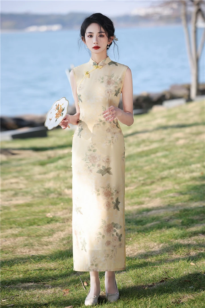 旗袍2025新款复古夏季无袖改良日常修身中式连衣裙年轻少女气质款