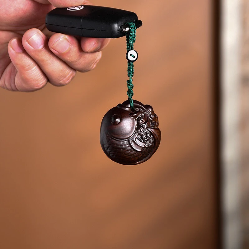 黑檀木鲤鱼手把件手工雕刻