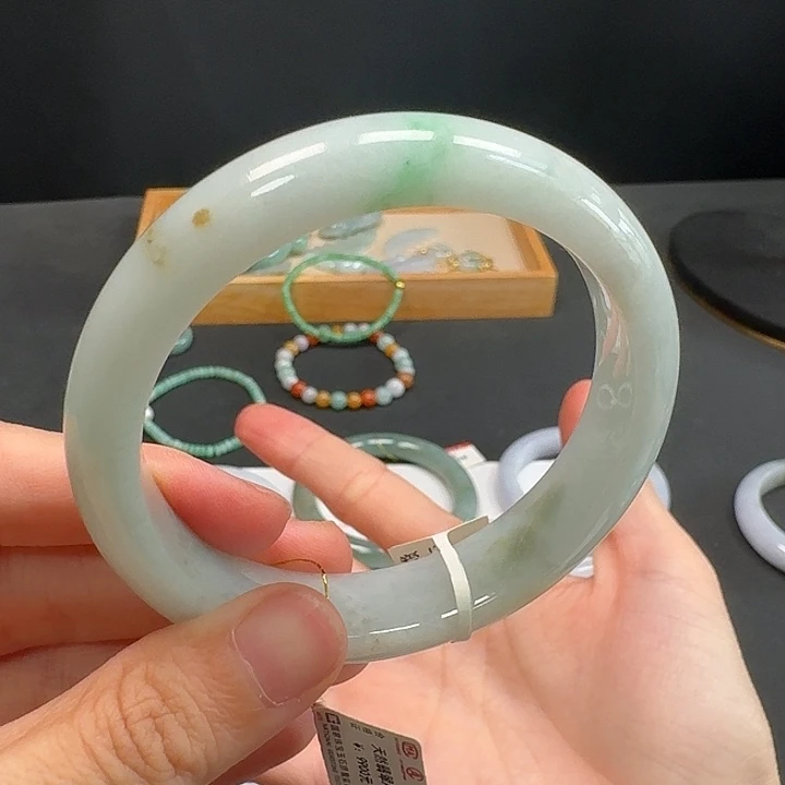 小***M未镶嵌手镯翡翠翡翠