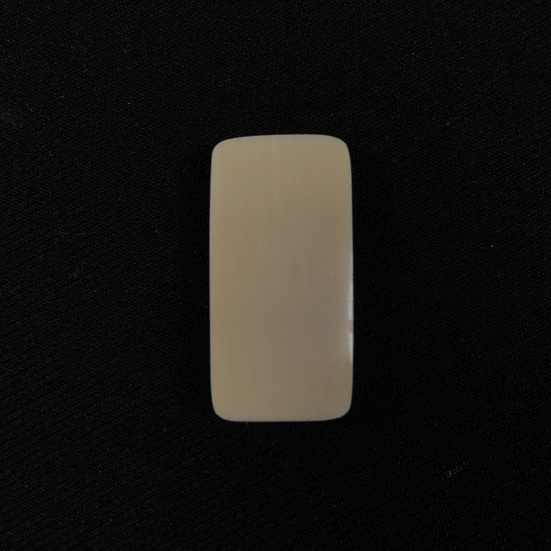 H122858  只做天然猛犸牙 无事牌 约长30*宽15*厚8mm 约6.4克