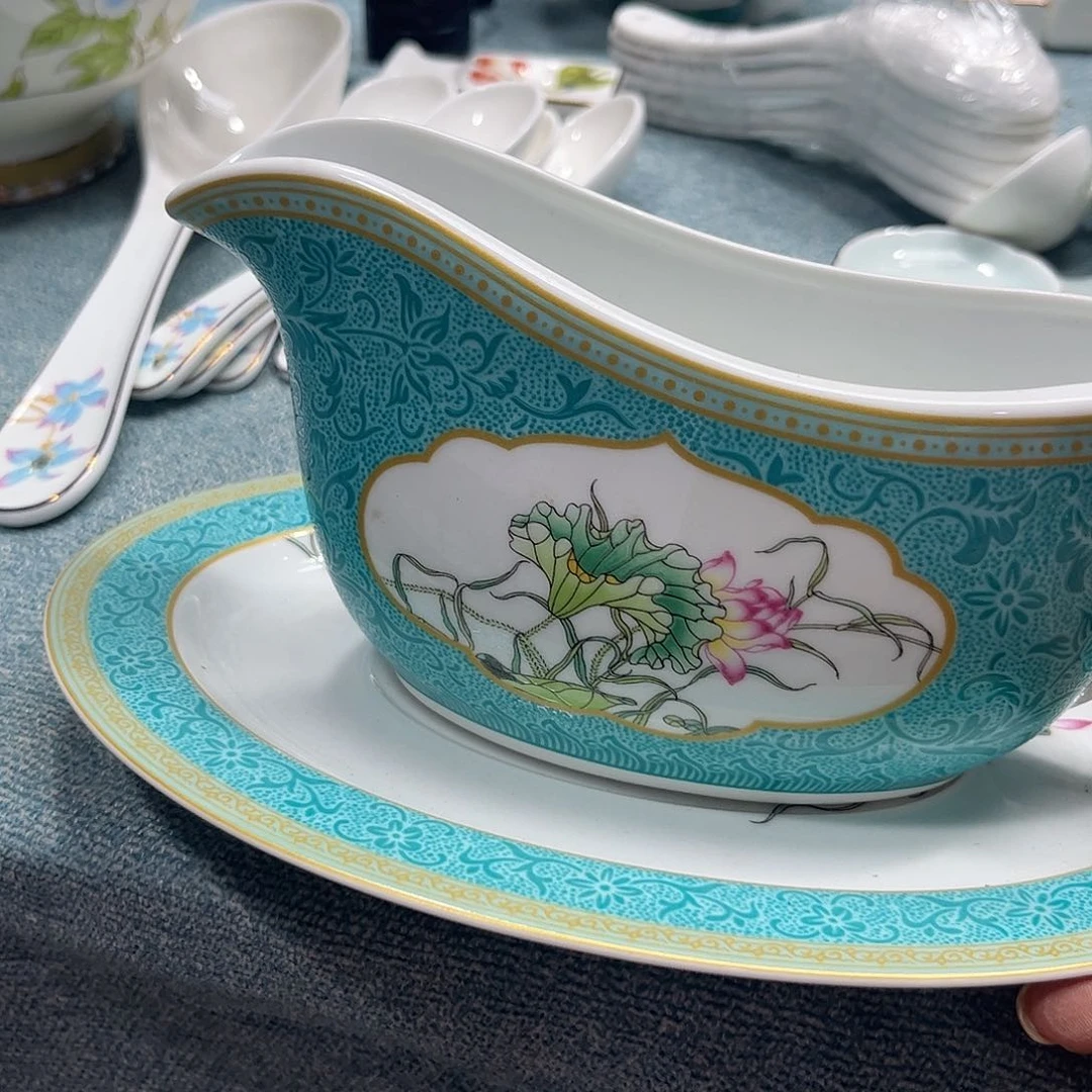 瓷片奶壶一个微瑕