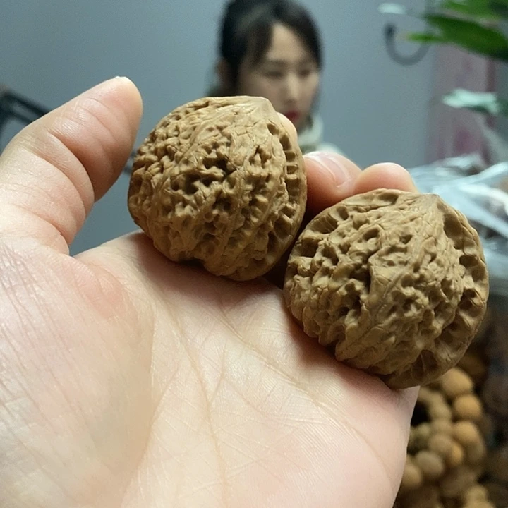 文玩核桃把件41虎头王小众