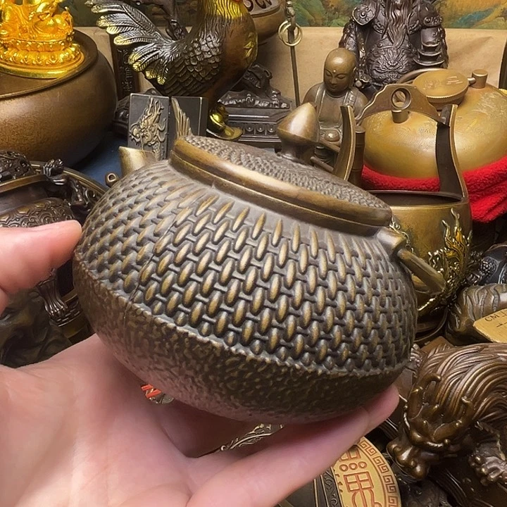 精美铜器批发档口