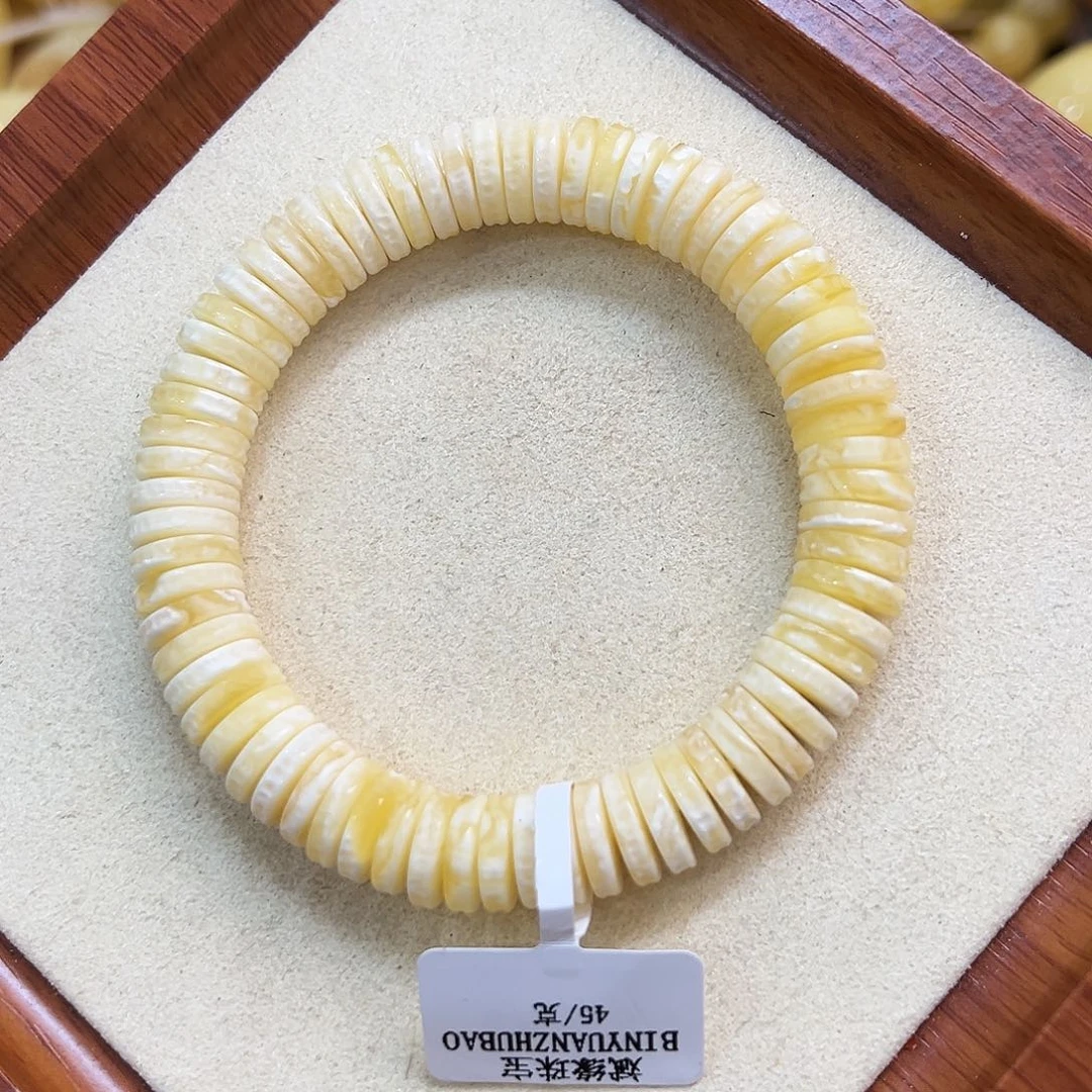 蜜蜡未镶嵌珠宝奇石