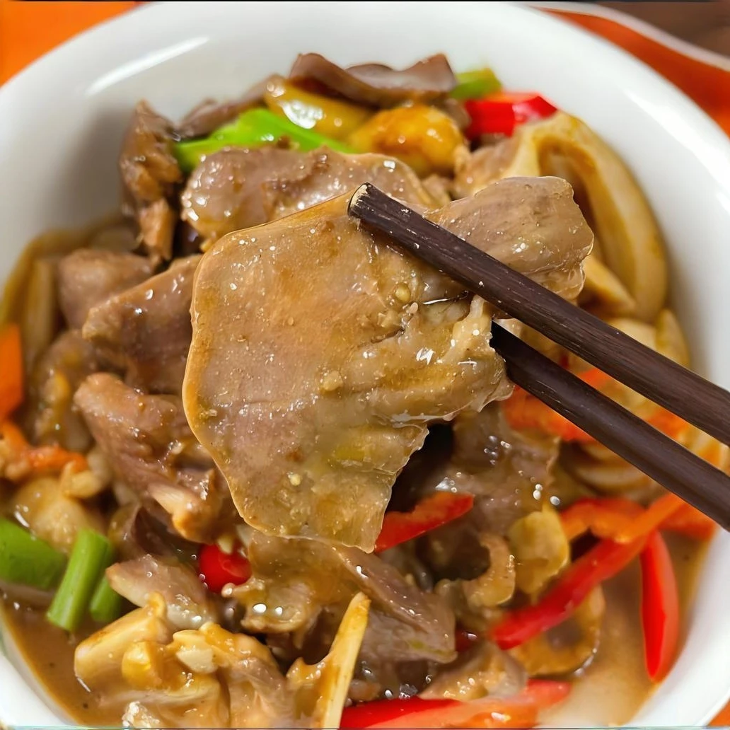 新鲜快手菜净菜小炒猪舌头 猪舌头+小米辣+姜+蒜米+辣椒+蒜苗300g