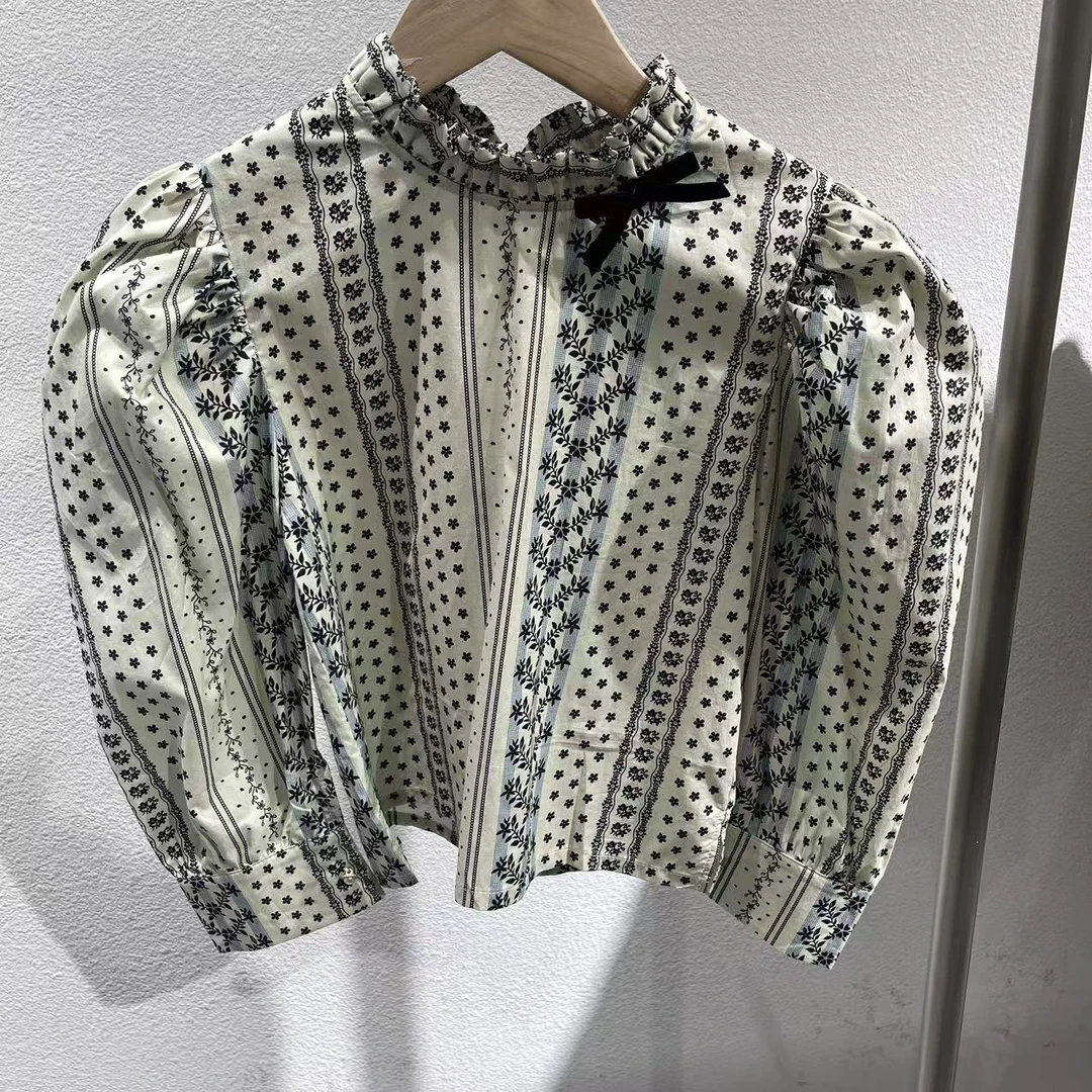 107童装泡泡袖花衬衫