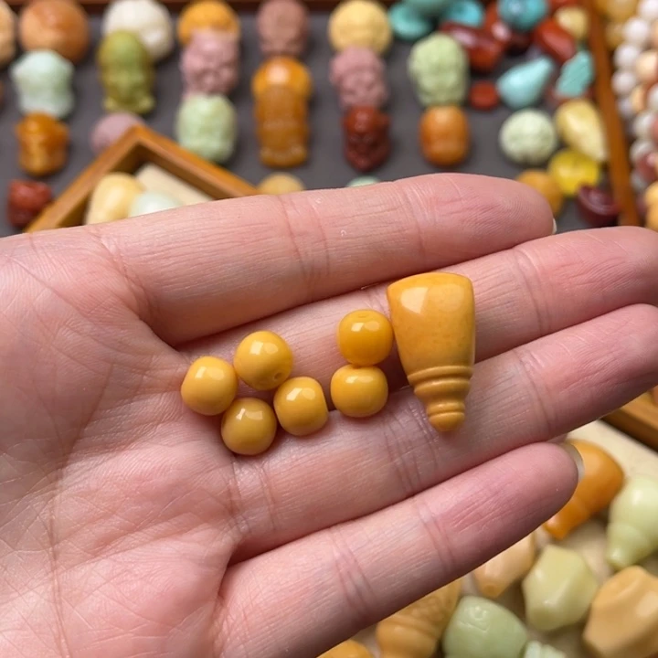 石英质玉（缅黄）未镶嵌珠宝半成品配饰