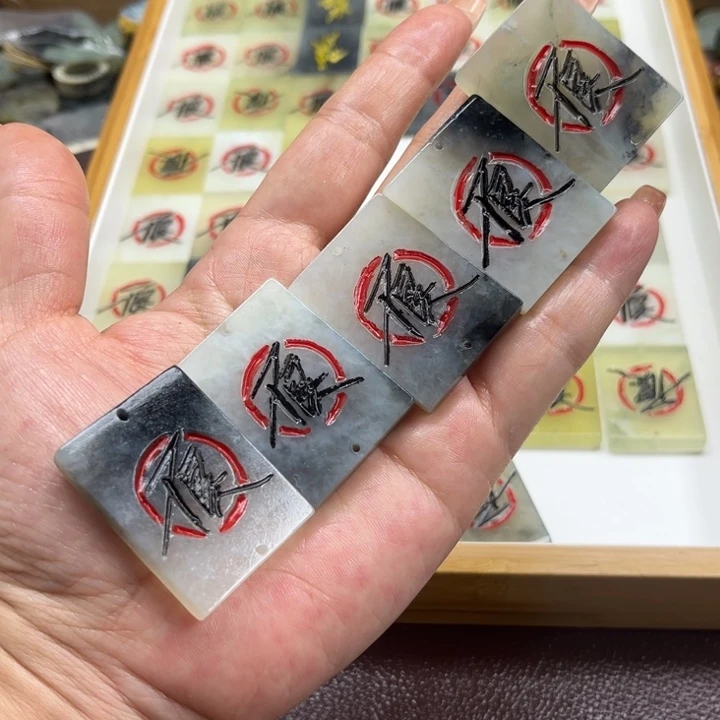 未镶嵌蛇纹石玉手链