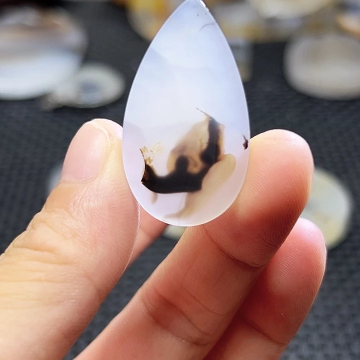 玛瑙/玉髓未镶嵌珠宝半成品