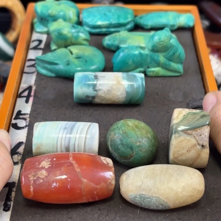 阳***阳玛瑙/玉髓未镶嵌颈饰