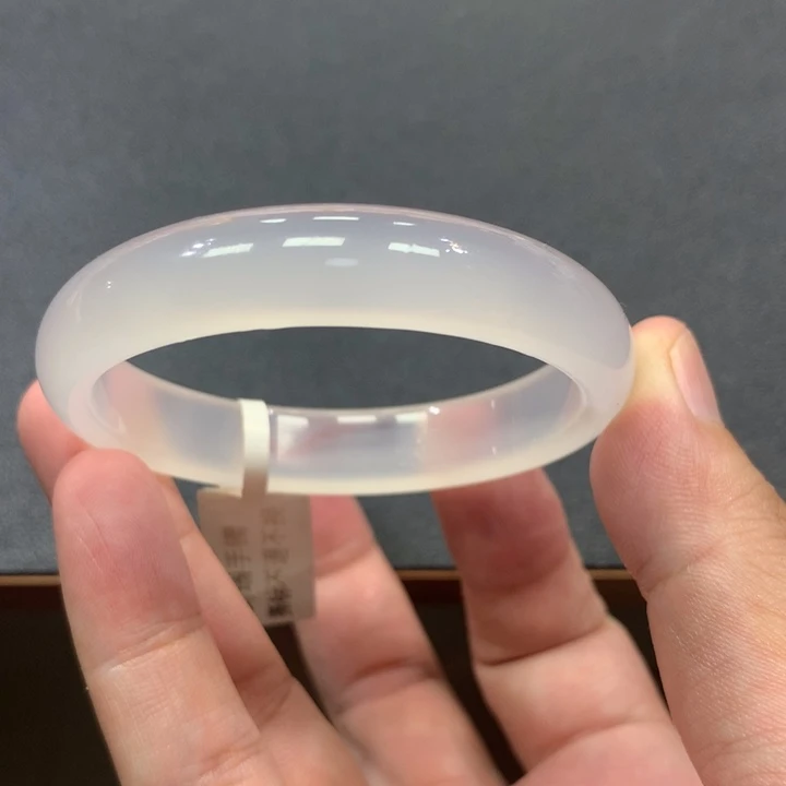 手镯玛瑙/玉髓未镶嵌