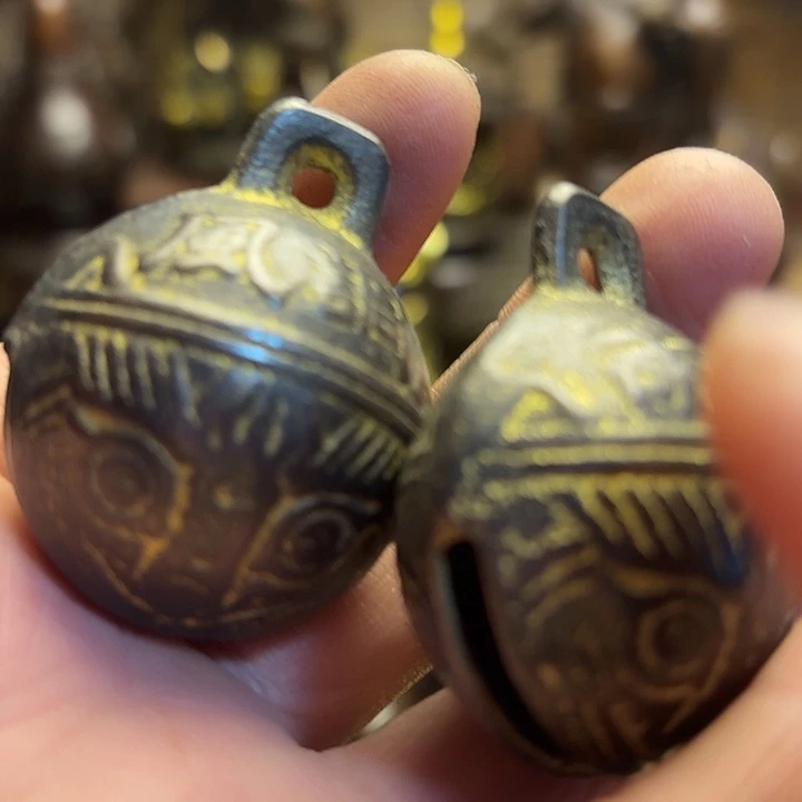 铜器摆件点击下单即可