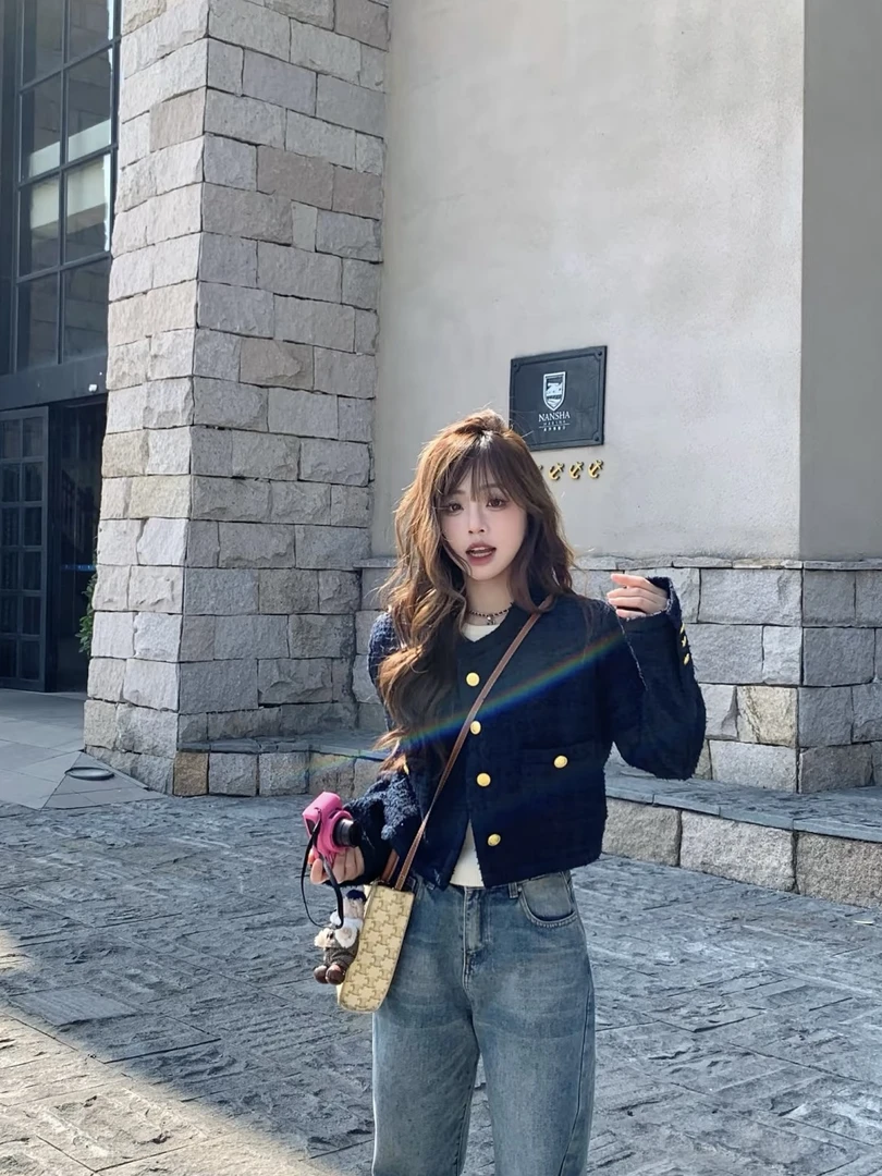 韩系高级感小香风短款外套女2025冬季新款宽松千金风百搭显瘦上衣