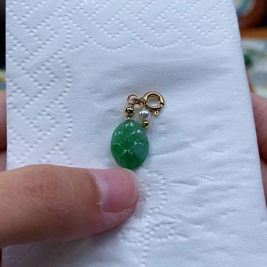 未镶嵌挂件翡翠闪