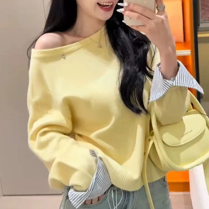 性感斜露肩条纹衬衫拼接袖口针织衫2025春季新款百搭显瘦长袖上衣