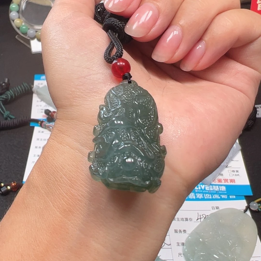 翡翠未镶嵌颈饰天然A货缅甸翡翠