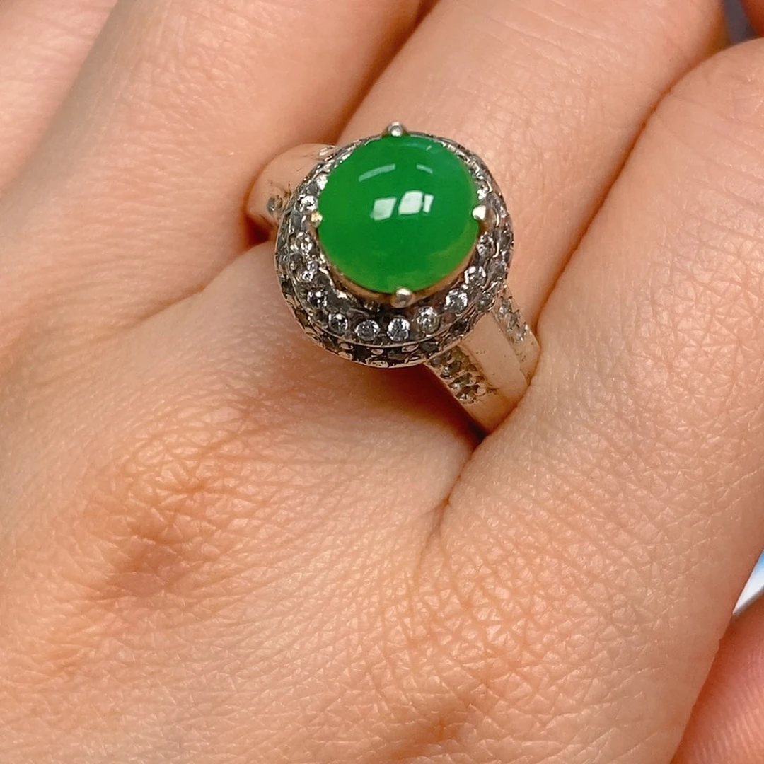 翡翠戒指未镶嵌翡翠