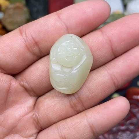 和田玉颈饰未镶嵌82