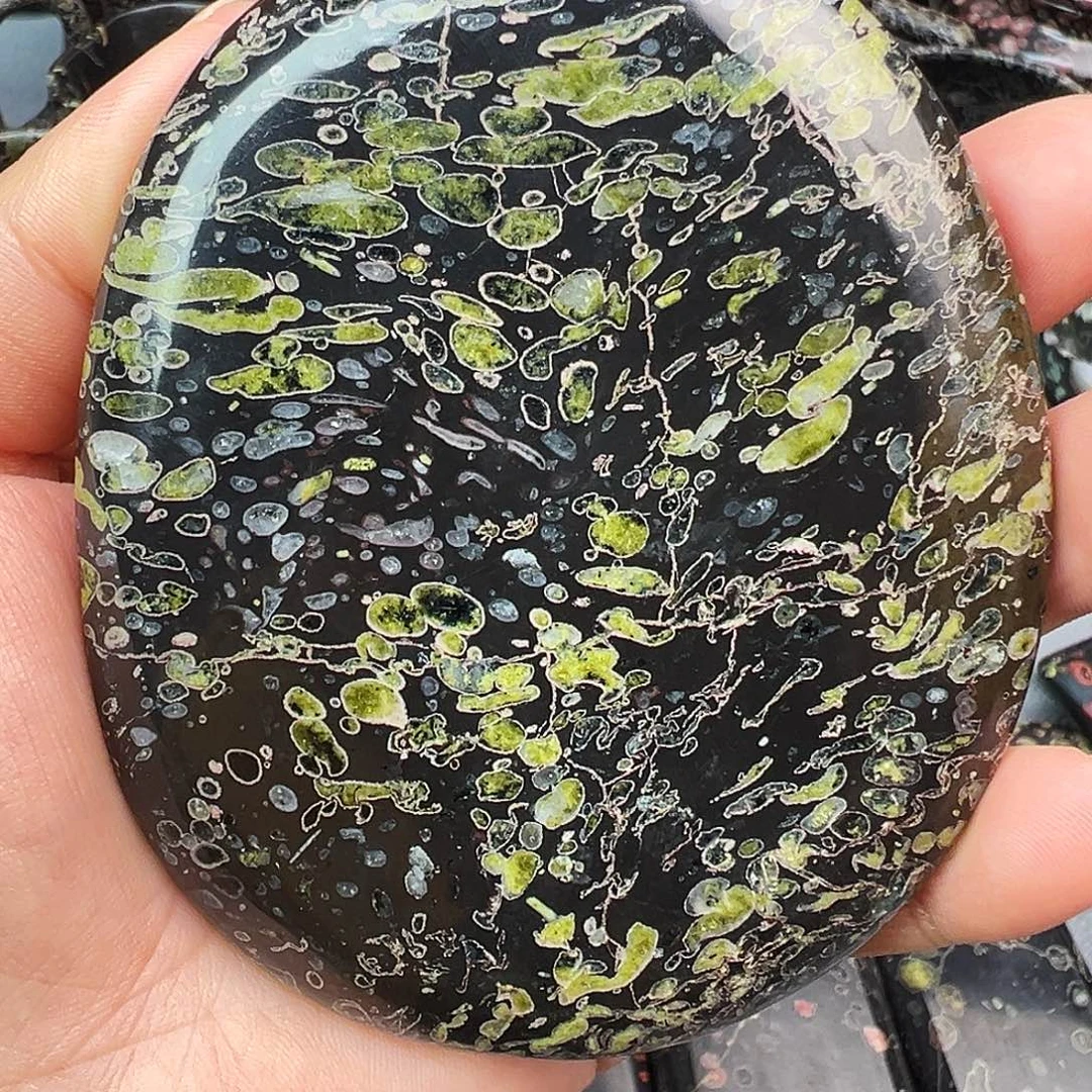 灵***龙梅花玉鱼缸石茶周边微瑕不退不换