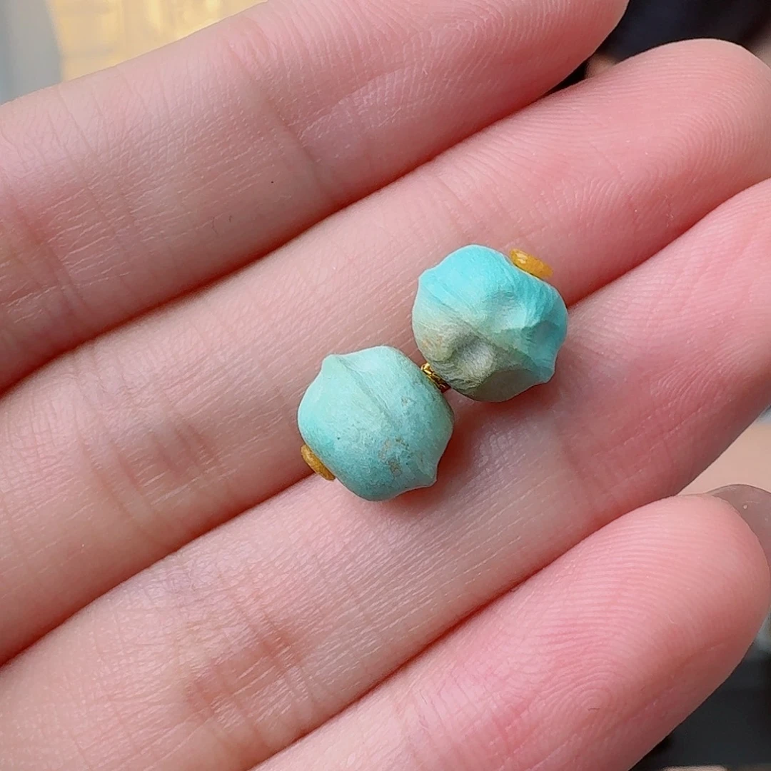 未镶嵌绿松石珠宝奇石