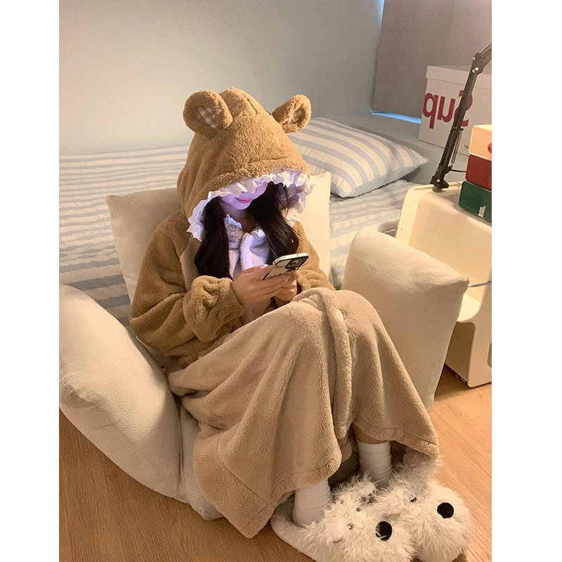 韩系甜美可爱风珊瑚绒蕾丝边睡袍女秋冬新款连帽宽松可外穿连衣裙