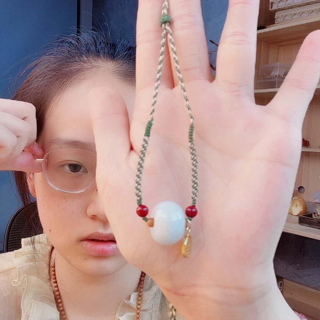 翡翠未镶嵌颈饰多样性发货发货一件