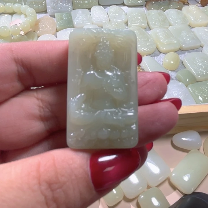 未镶嵌和田玉（糖玉）珠宝半成品