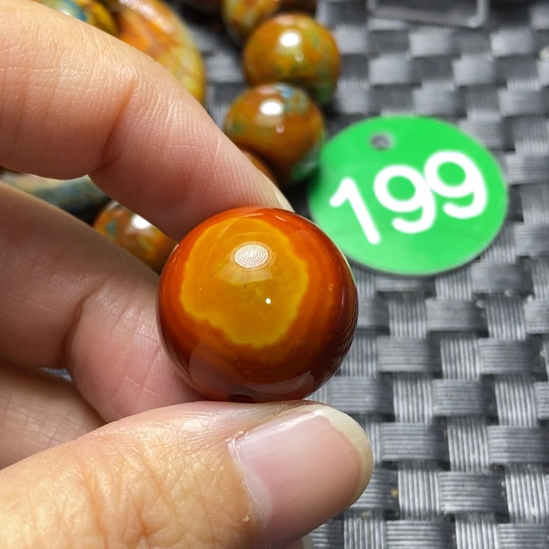 未镶嵌颈饰玛瑙/玉髓玉**雅