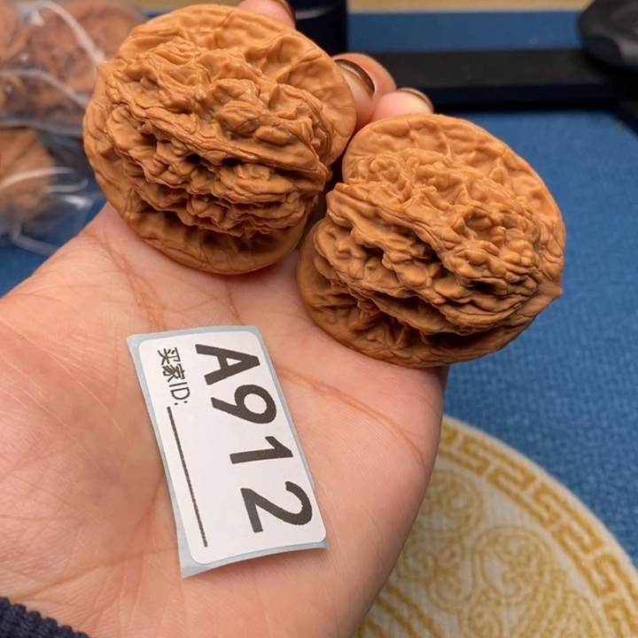 文玩核桃吊坠核桃