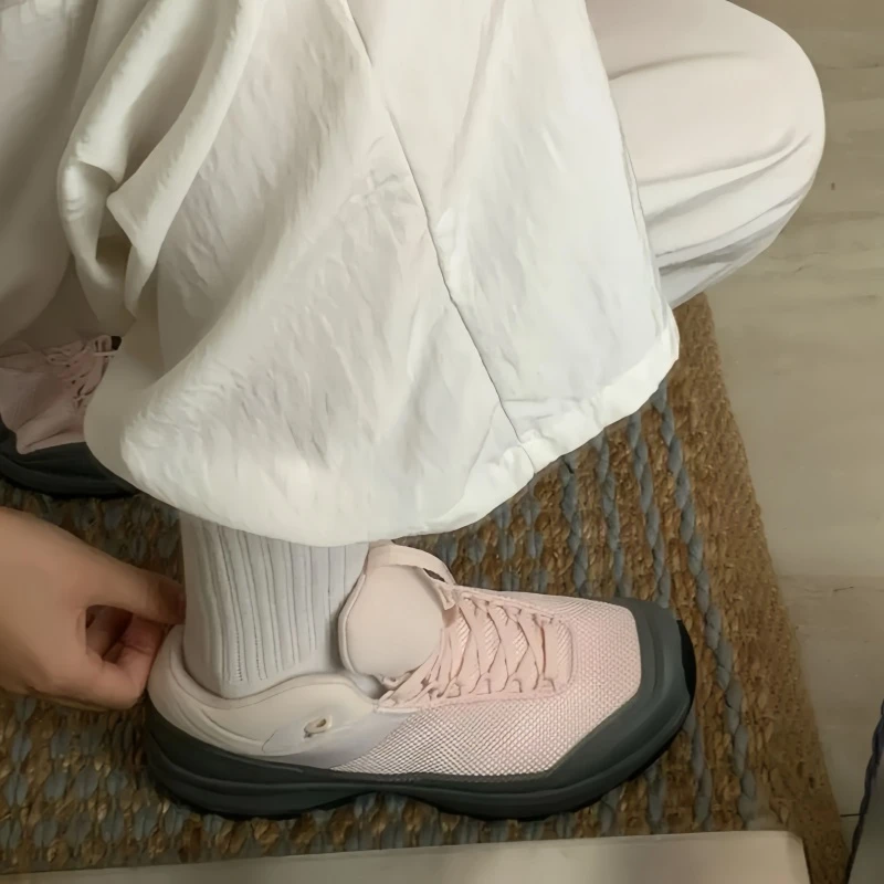 户外轻量情侣防泼水鞋子-男女多功能攀登/徒步时尚休闲鞋C1295