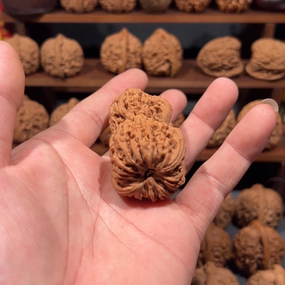 酒***家吊坠文玩核桃涿鹿南疆石38全品