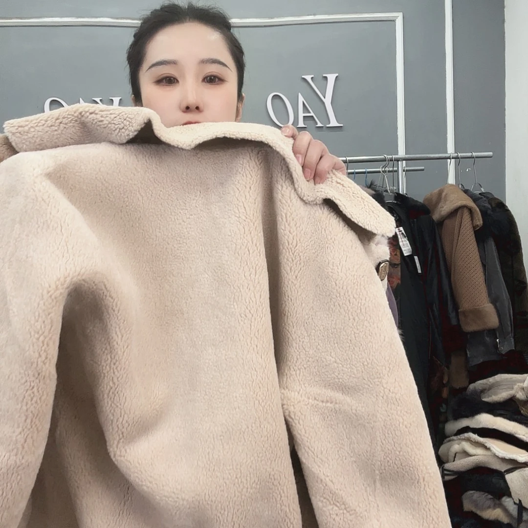 姚小妖家高端皮草