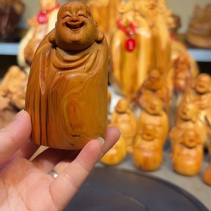 柏木太行崖柏弥勒佛