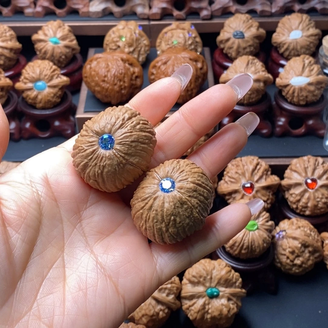 @***n吊坠文玩核桃猴头元宝