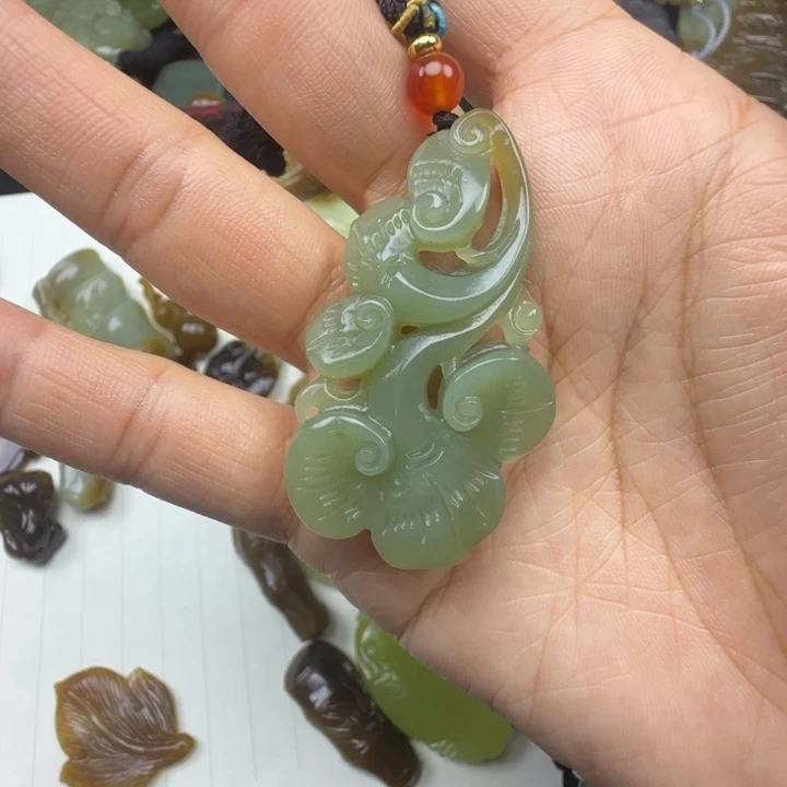 和田玉未镶嵌珠宝奇石