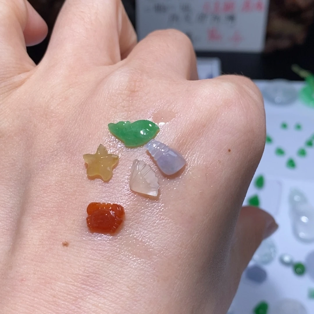 未镶嵌定制翡翠翡翠