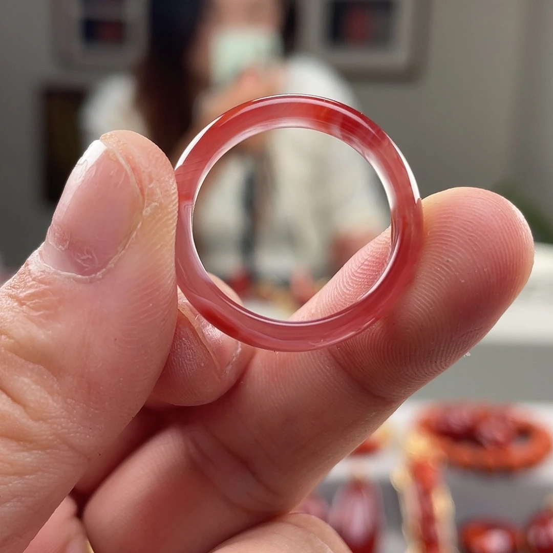 南红玛瑙手串未镶嵌