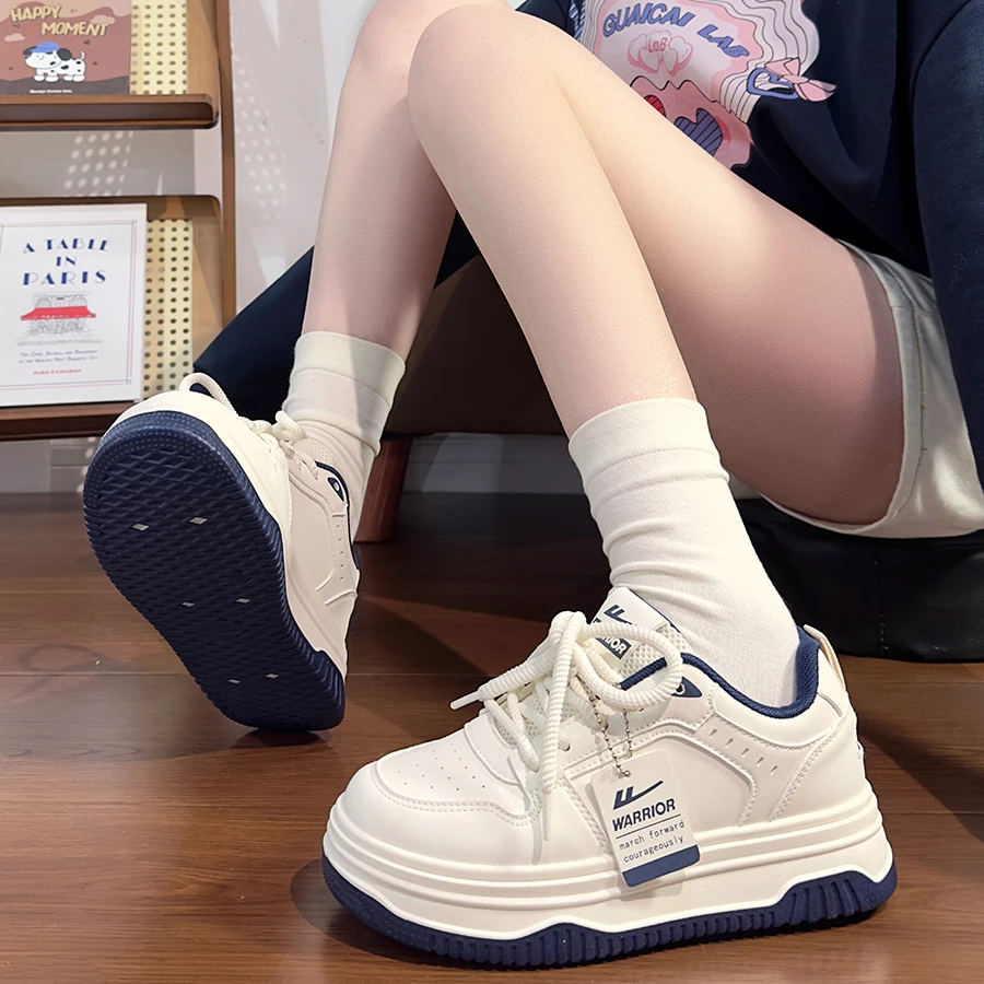 回力雾霾蓝厚底板鞋女2026爆款时尚百搭复古休闲鞋通勤轻便小白鞋