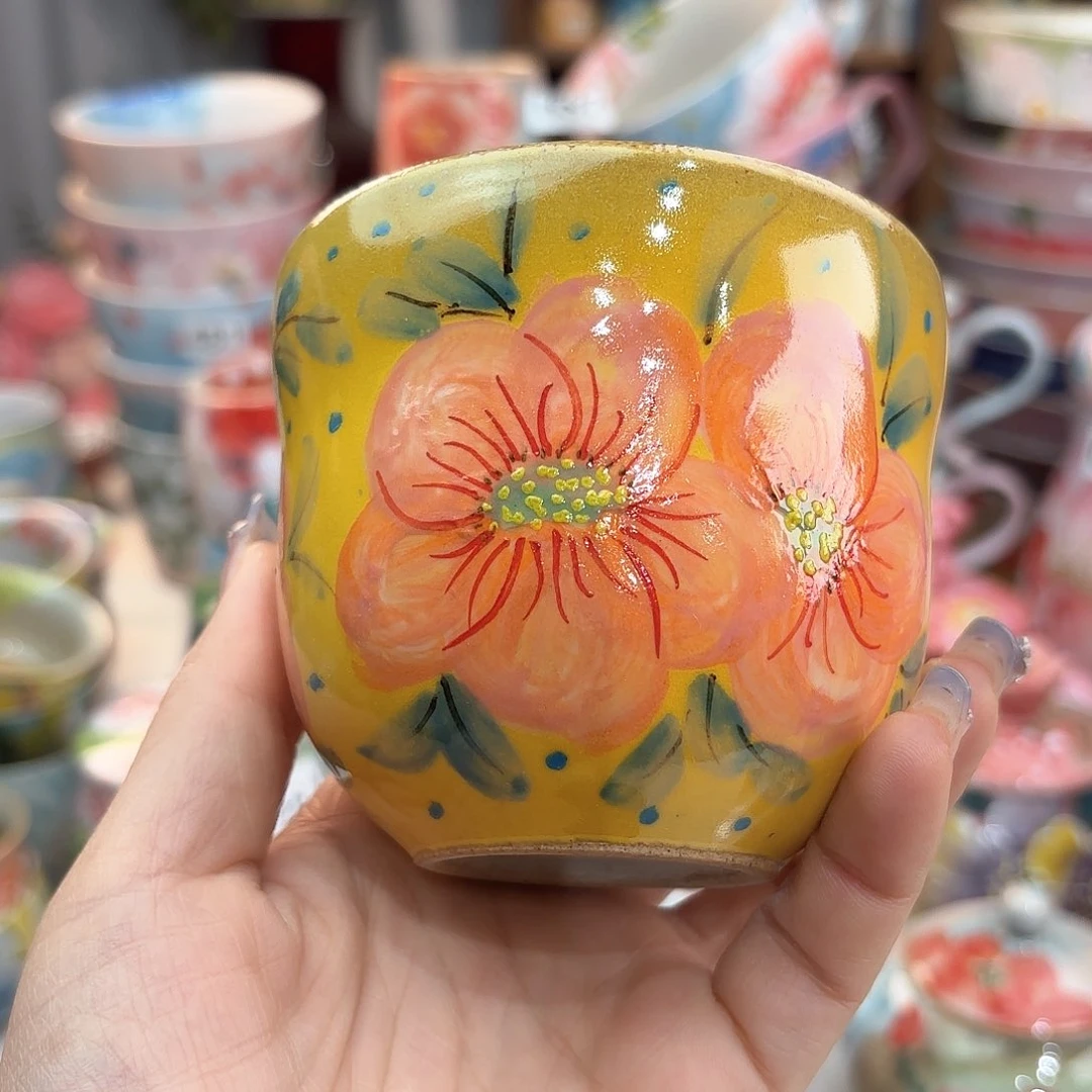 瓷片在这个充满生机又神秘美丽色彩之城和