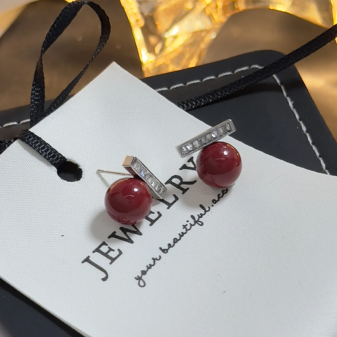 铜合金合成锆石耳饰 手工气质轻奢时尚百搭复古红色耳环QC2701