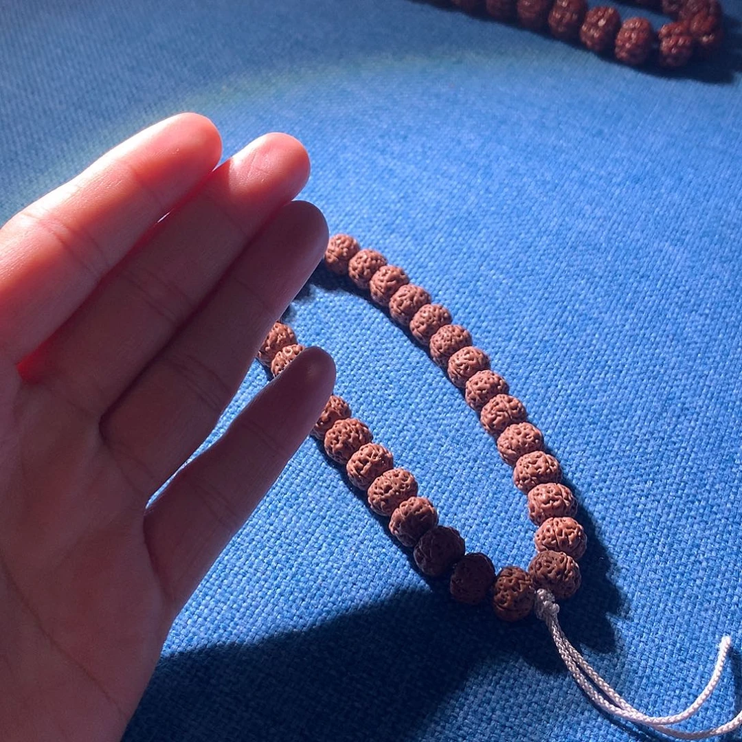 金刚菩提吊坠玉石蜂王11手持